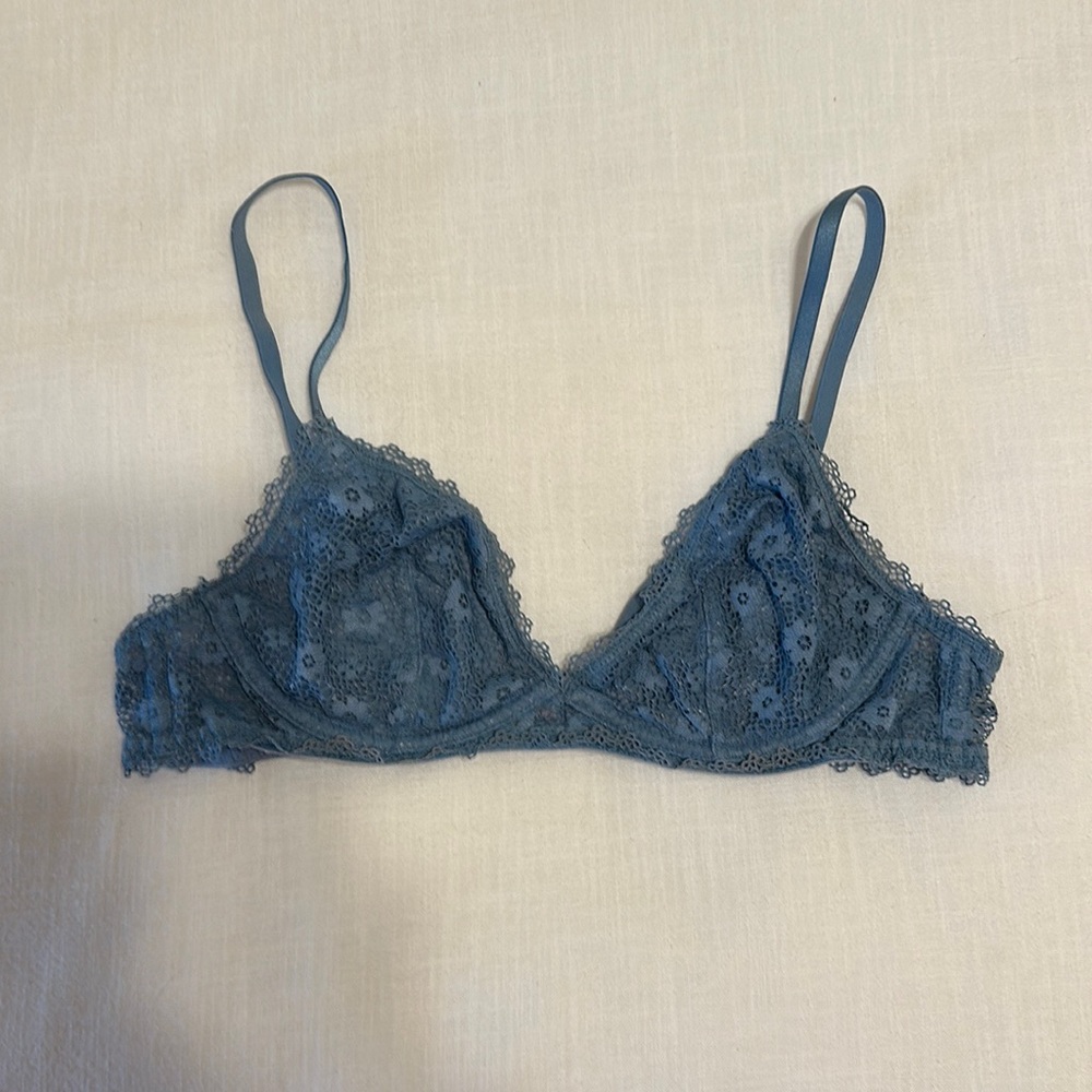 Victoria’s Secret Underwire Bralette
